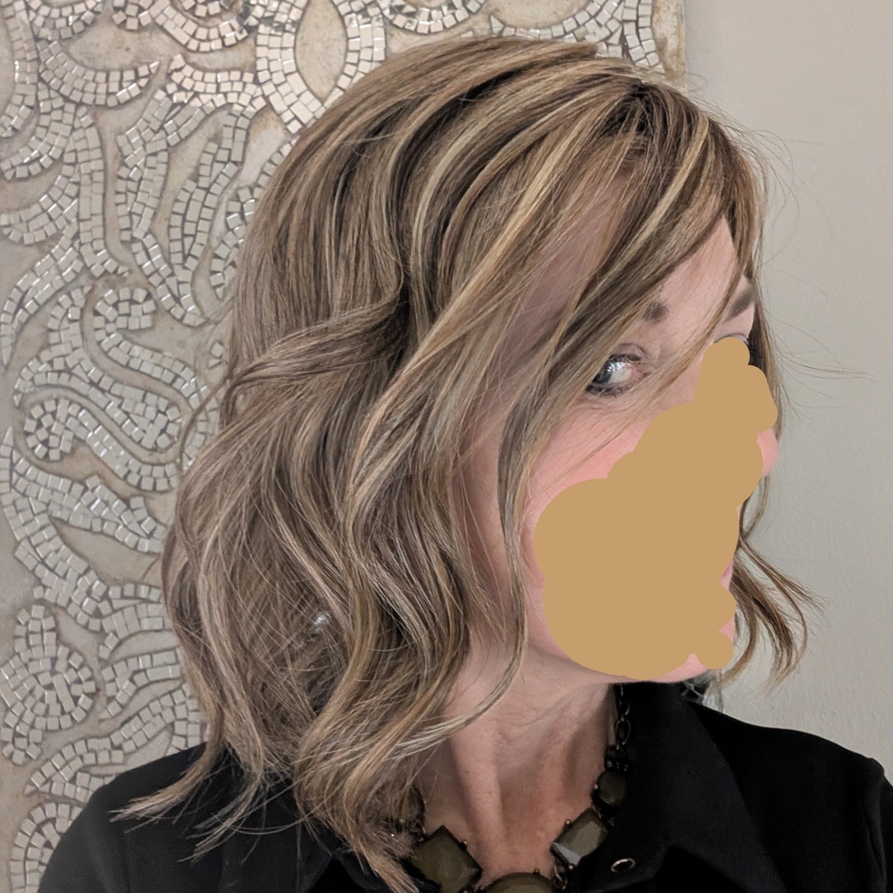 NWT Belle Tress Caliente E  BrownSugar SweetCream. Bronde Wig